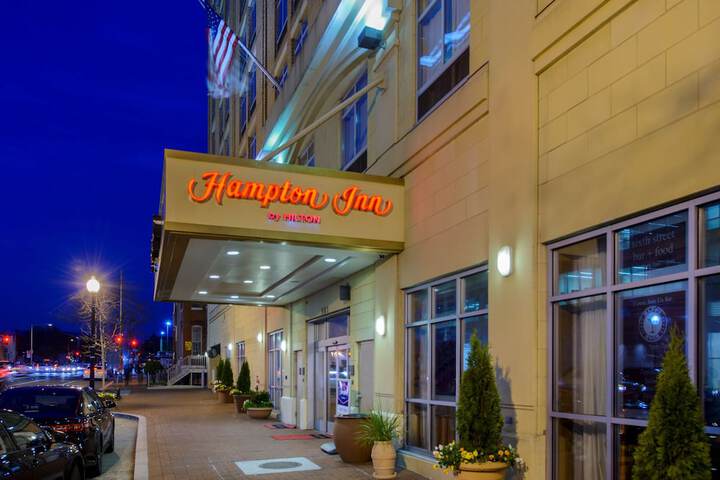 Hotel 7 of 65