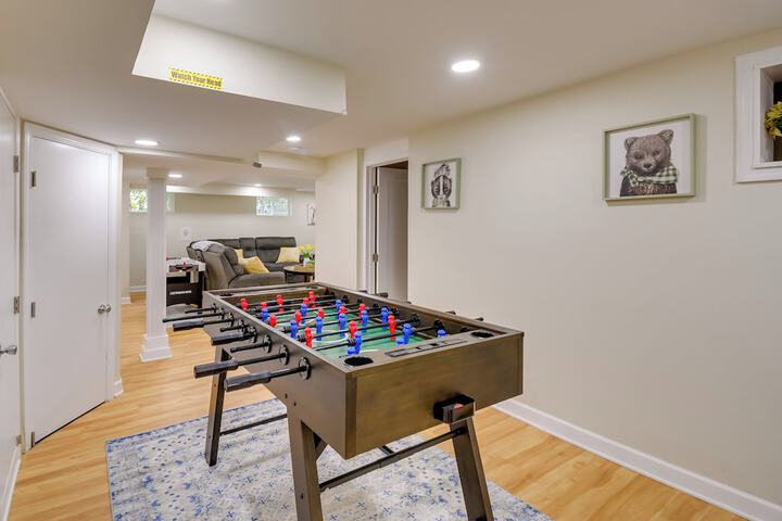 Direct Beach Access: Getaway on Port Orchard!