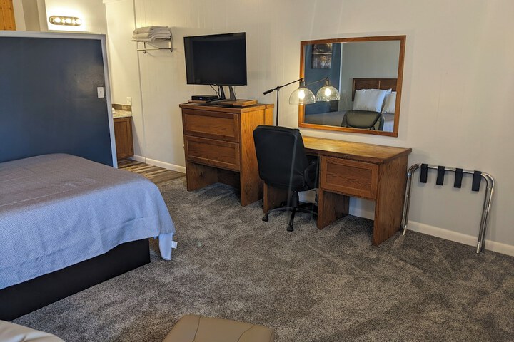 Room 7 of 7