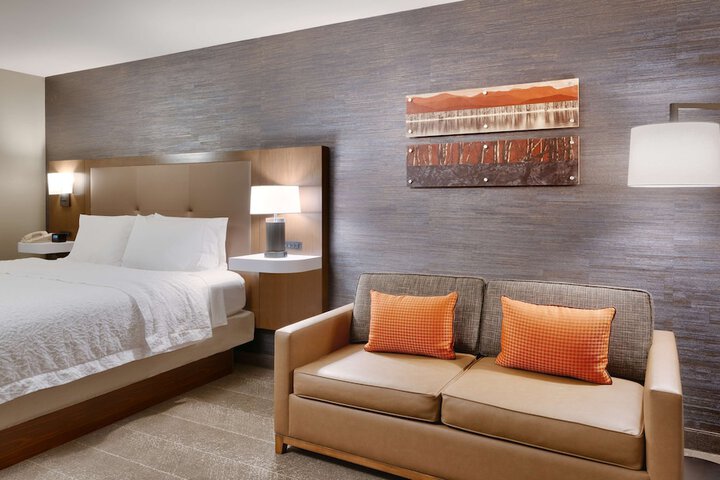 Room 12 of 39