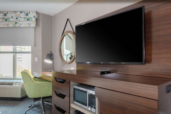 Room 19 of 51