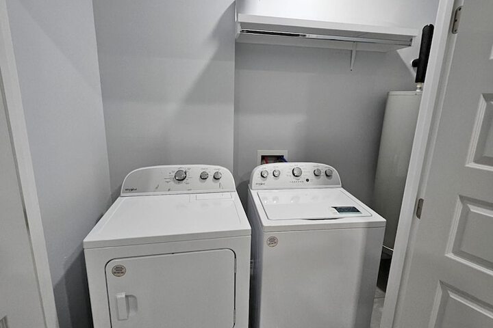 Beautiful Apartment 9 min to Mercedes Outlets