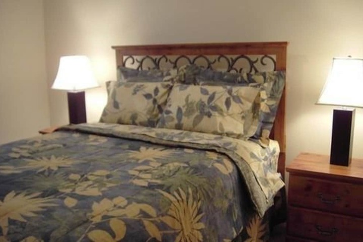 Room 8 of 24