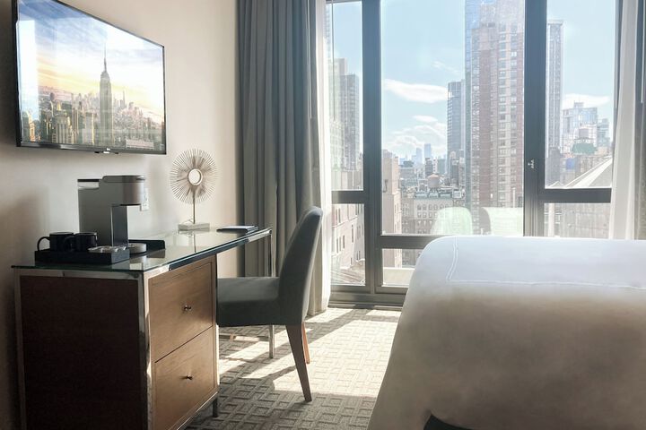 Room 50 of 86