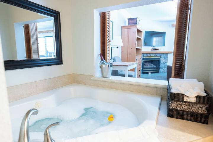Icicle Village Resort