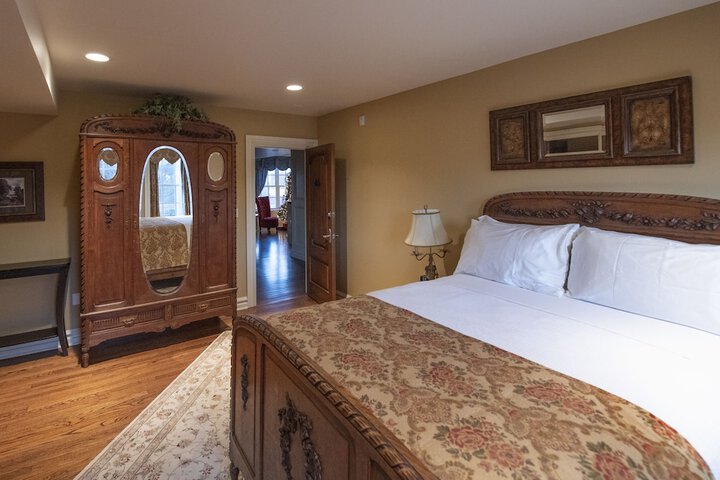 Room 20 of 73