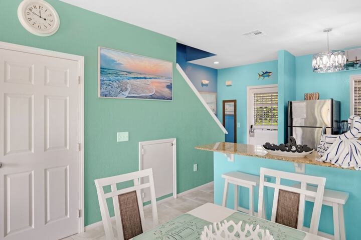 Room 209 of 417