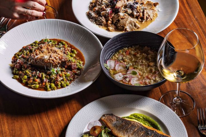 Dining 104 of 149