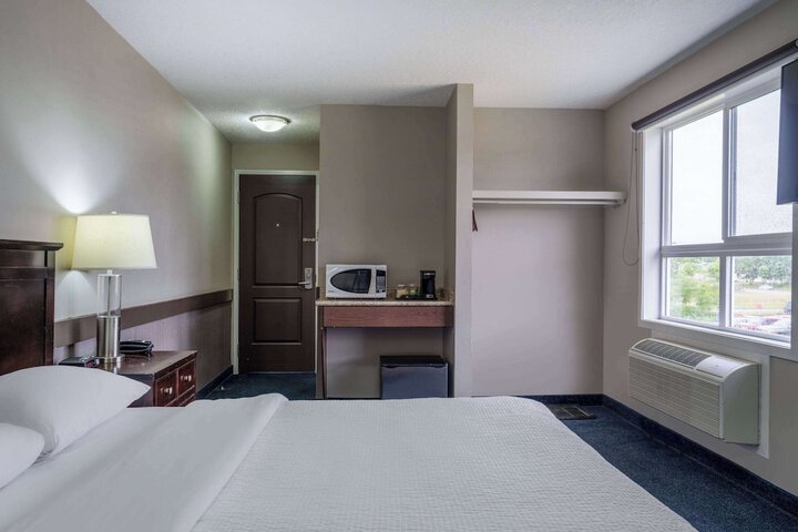 Room 15 of 31