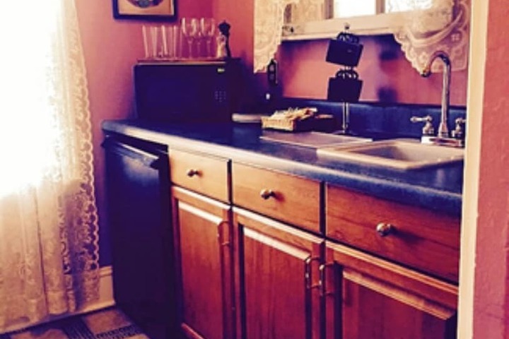 Inn at the Canal Bed & Breakfast