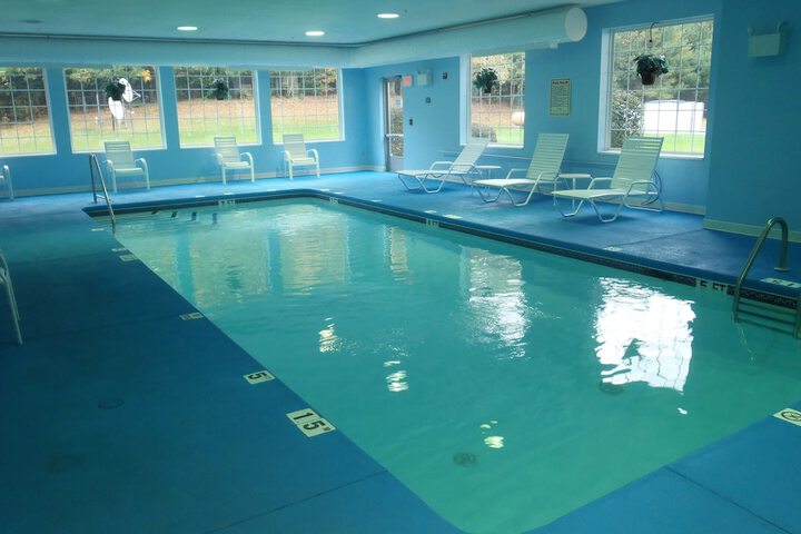 Comfort Inn & Suites Dayville - Killingly Industrial Park