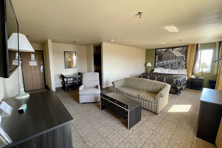 Super 8 by Wyndham Macon