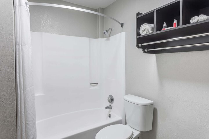 Room 12 of 17