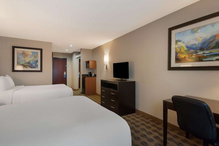 Room 13 of 47