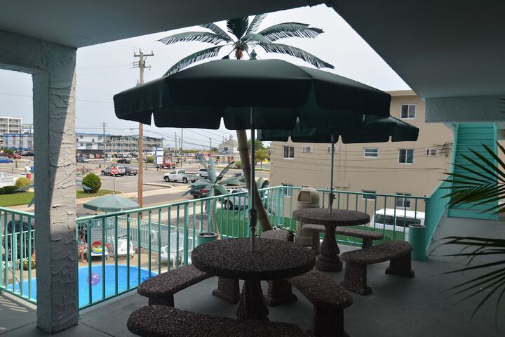 Terrace/Patio 32 of 33
