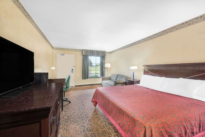 Room 11 of 13