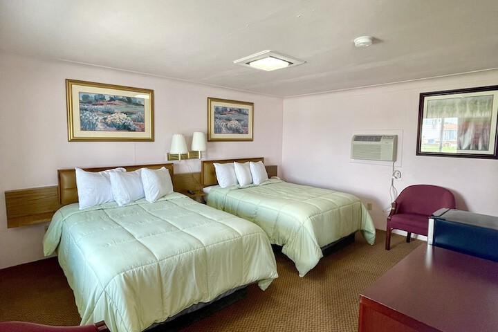 Room 12 of 29