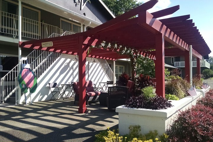 Hotel 4 of 55