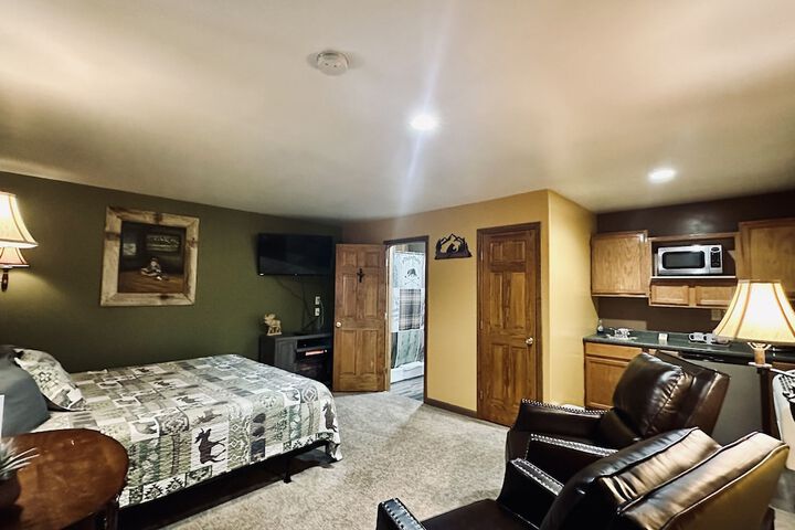 Moosehead Lodge & Cabins