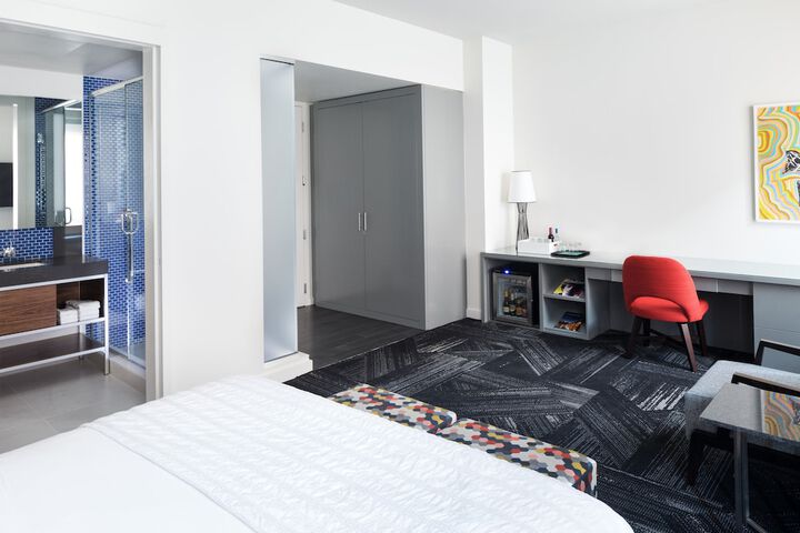 Room 11 of 26