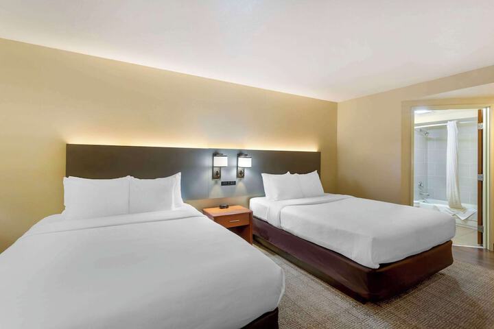 Room 21 of 61