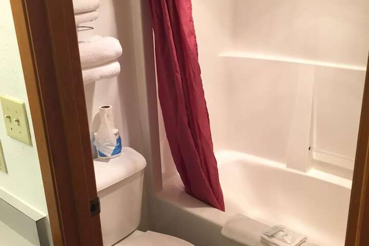 Room 15 of 52
