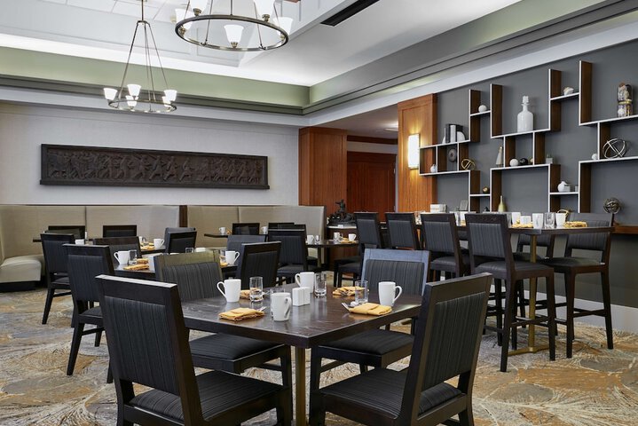 The Inn at Penn a Hilton Hotel