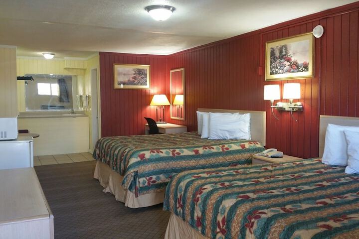 Room 30 of 40