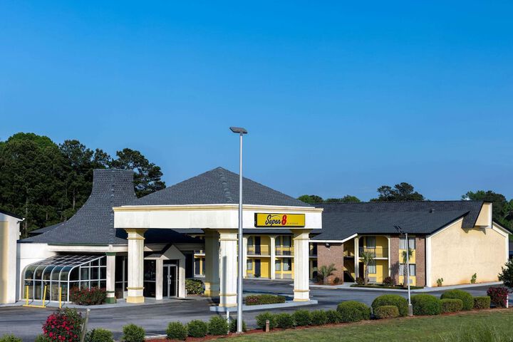 Hotel 2 of 26