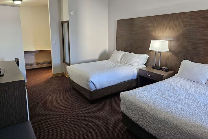 Room 14 of 27