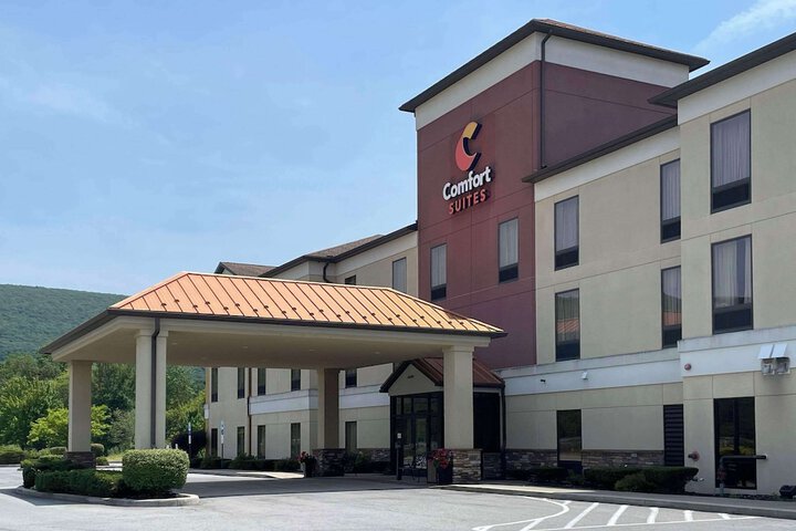 Comfort Suites Altoona North
