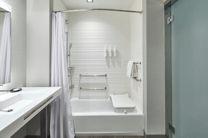 AC Hotel Auburn