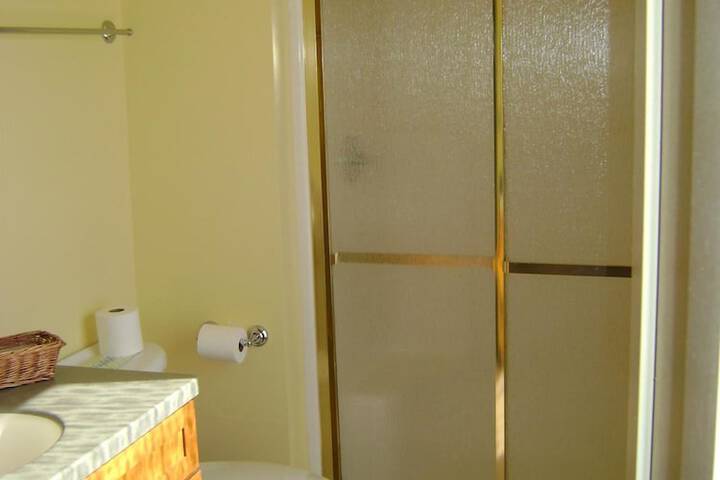 Room 14 of 25