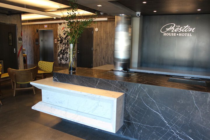 Hotel Interior 10 of 34