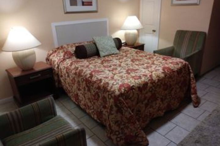 Siesta Motel