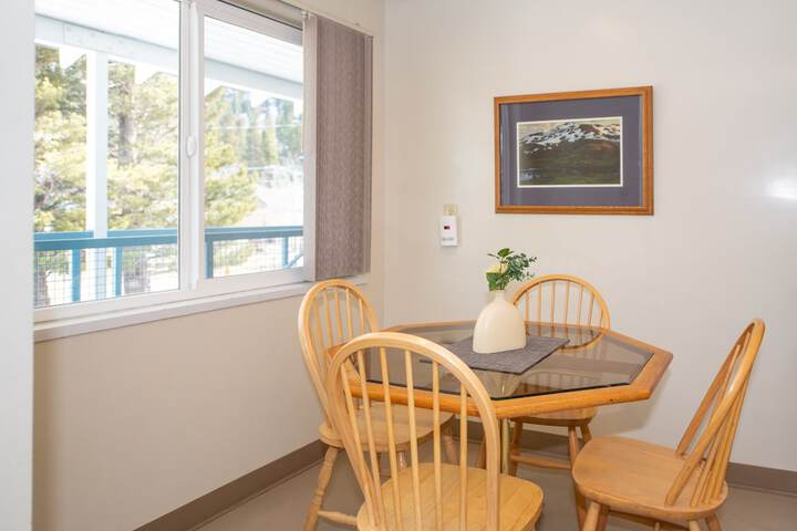 Gull Lake Lodge