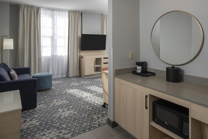 Hampton Inn & Suites Montgomery-Downtown