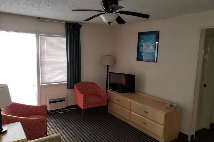 Room 3 of 5