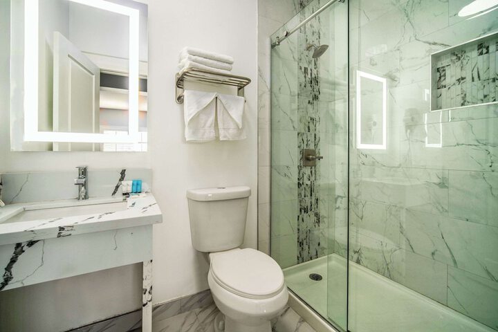 Rodeway Inn & Suites Pasadena