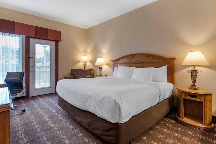 Kathryn Riverfront Inn an Ascend Collection Hotel