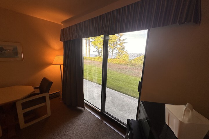 Room 139 of 181