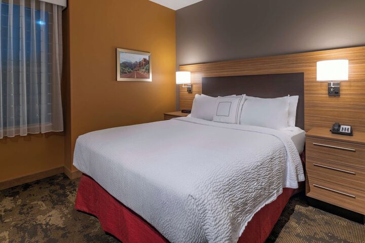 Room 21 of 25