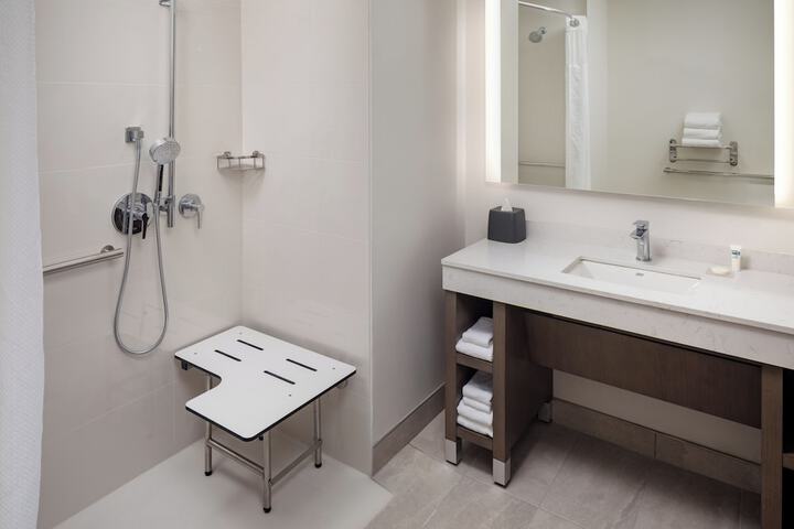 Hyatt House Royal Oak / Birmingham