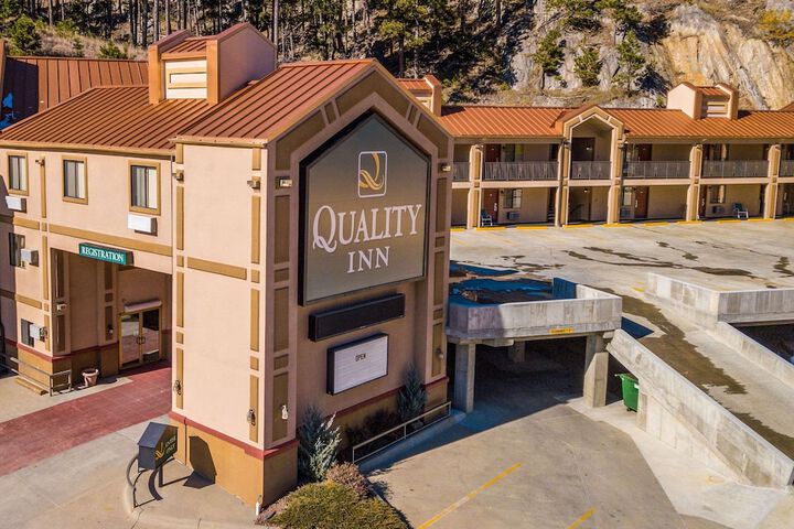 Quality Inn Keystone near Mount Rushmore