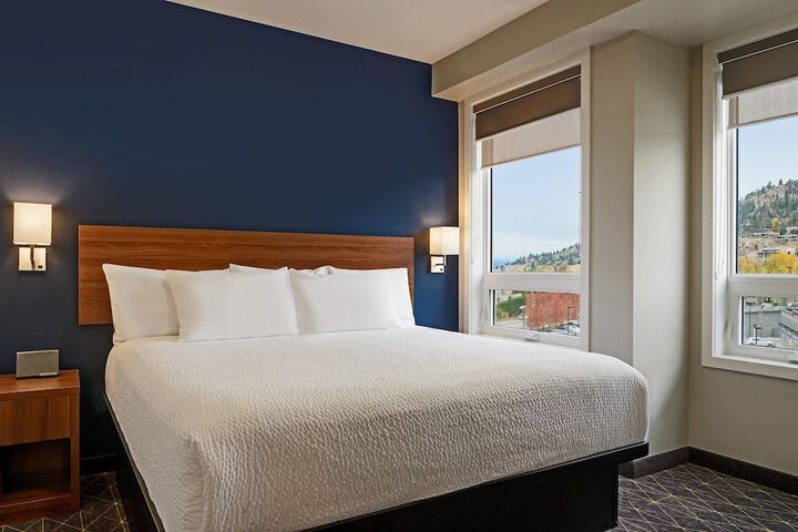 Park Inn by Radisson Kelowna