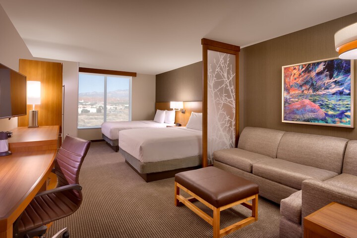 Room 12 of 42