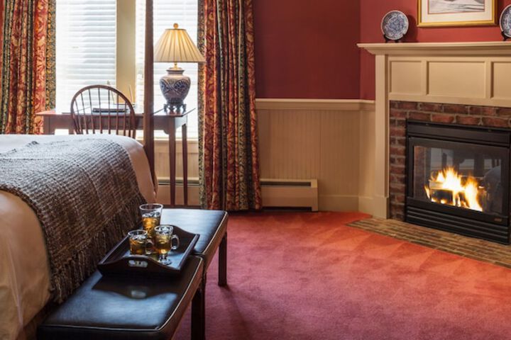 Room 24 of 55