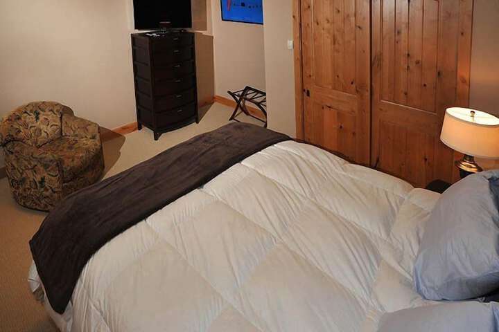 Room 16 of 27