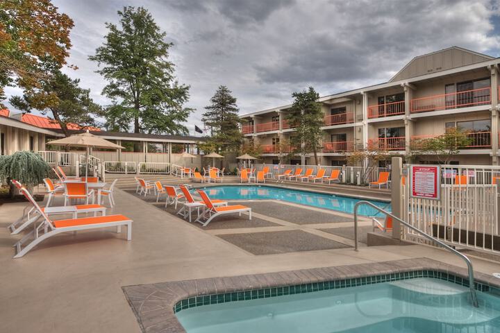 Pool 4 of 58
