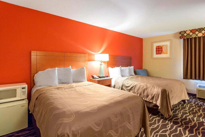 Room 18 of 46